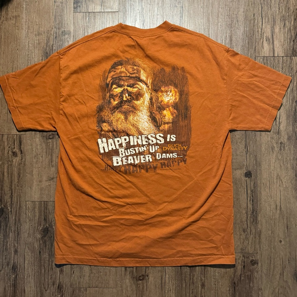 Y2k Orange Duck Dynasty short sleeve baggy t shirt with nice back hit